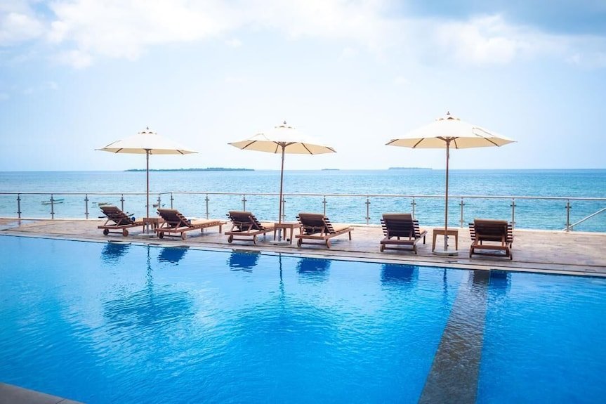 golden-tulip-hotel_1759402927